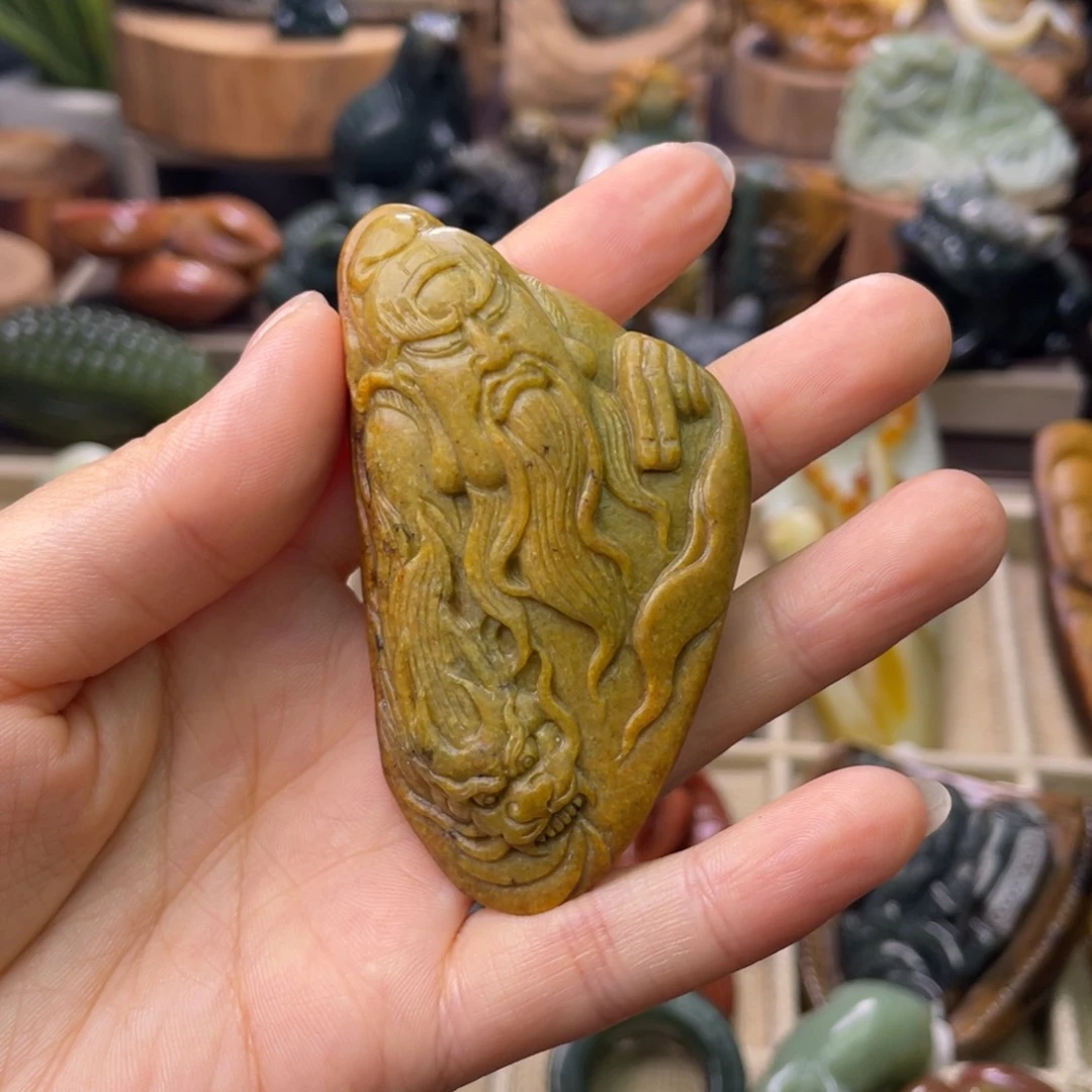 红***想岫岩河磨玉（透闪石质玉）未镶嵌把件