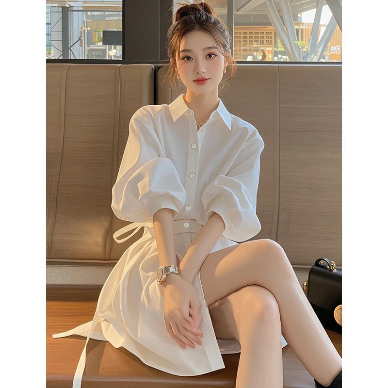 2025早秋新款女独特别致绝美法式高级感收腰白色衬衫式连衣裙子