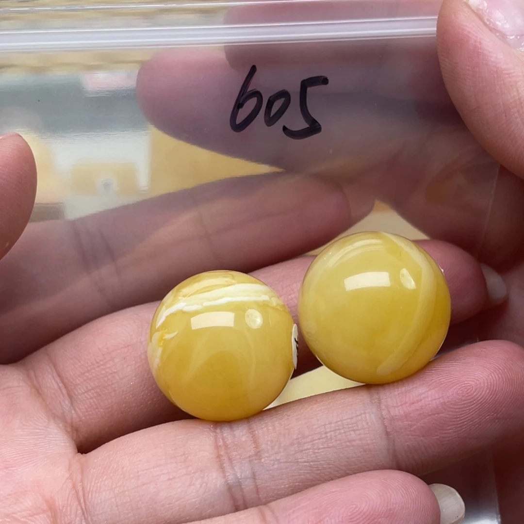 蜜蜡裸石未镶嵌搏**舟蜜蜡