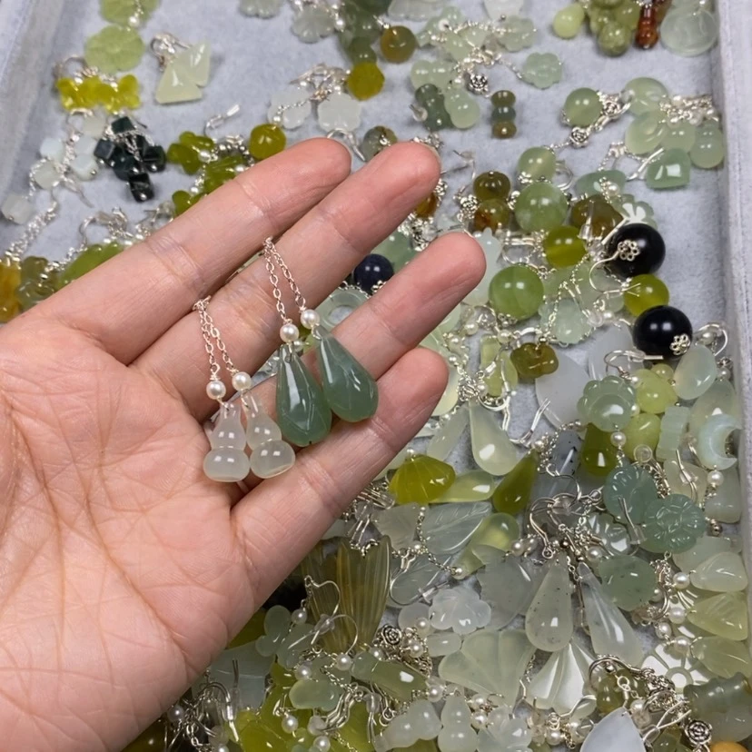 【闪购商品】未镶嵌蛇纹石玉挂件耳饰耳环项链万****春