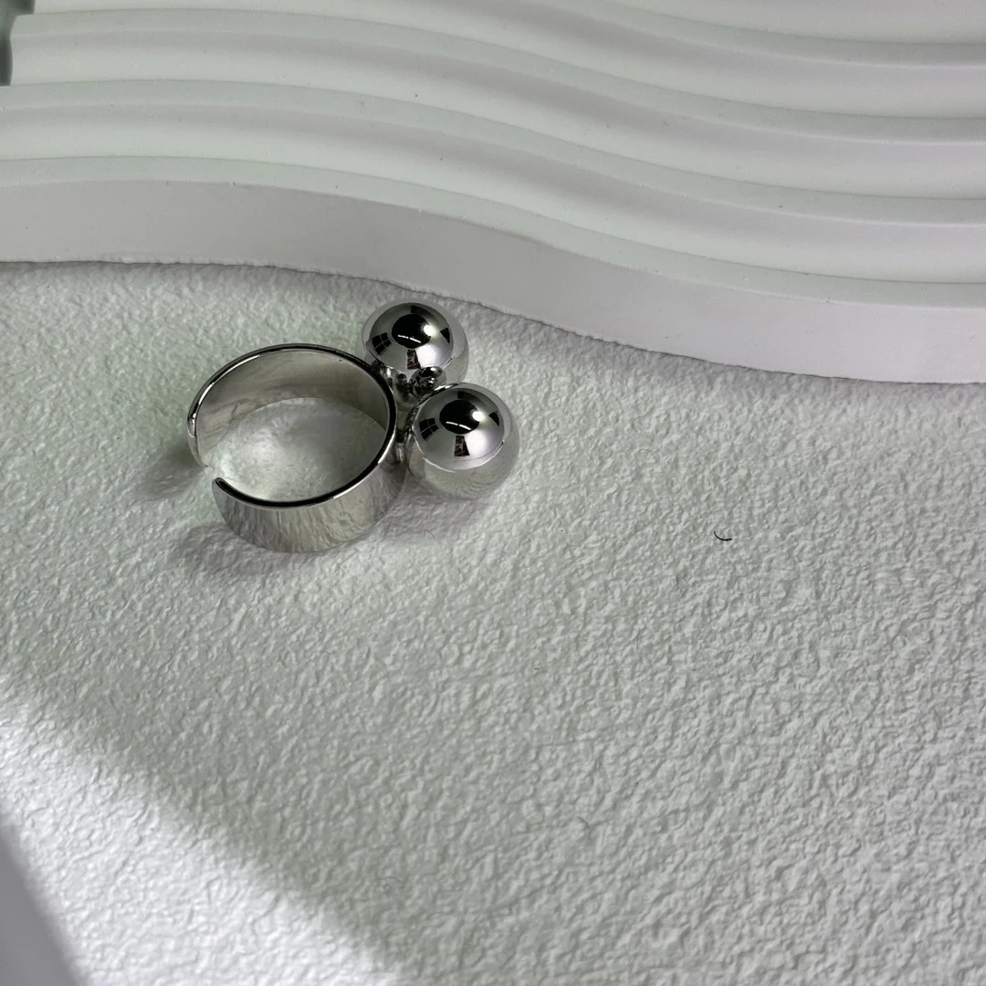 铜合金合成锆石戒指 气质时尚百搭小众简约光珠光面戒指QC2704