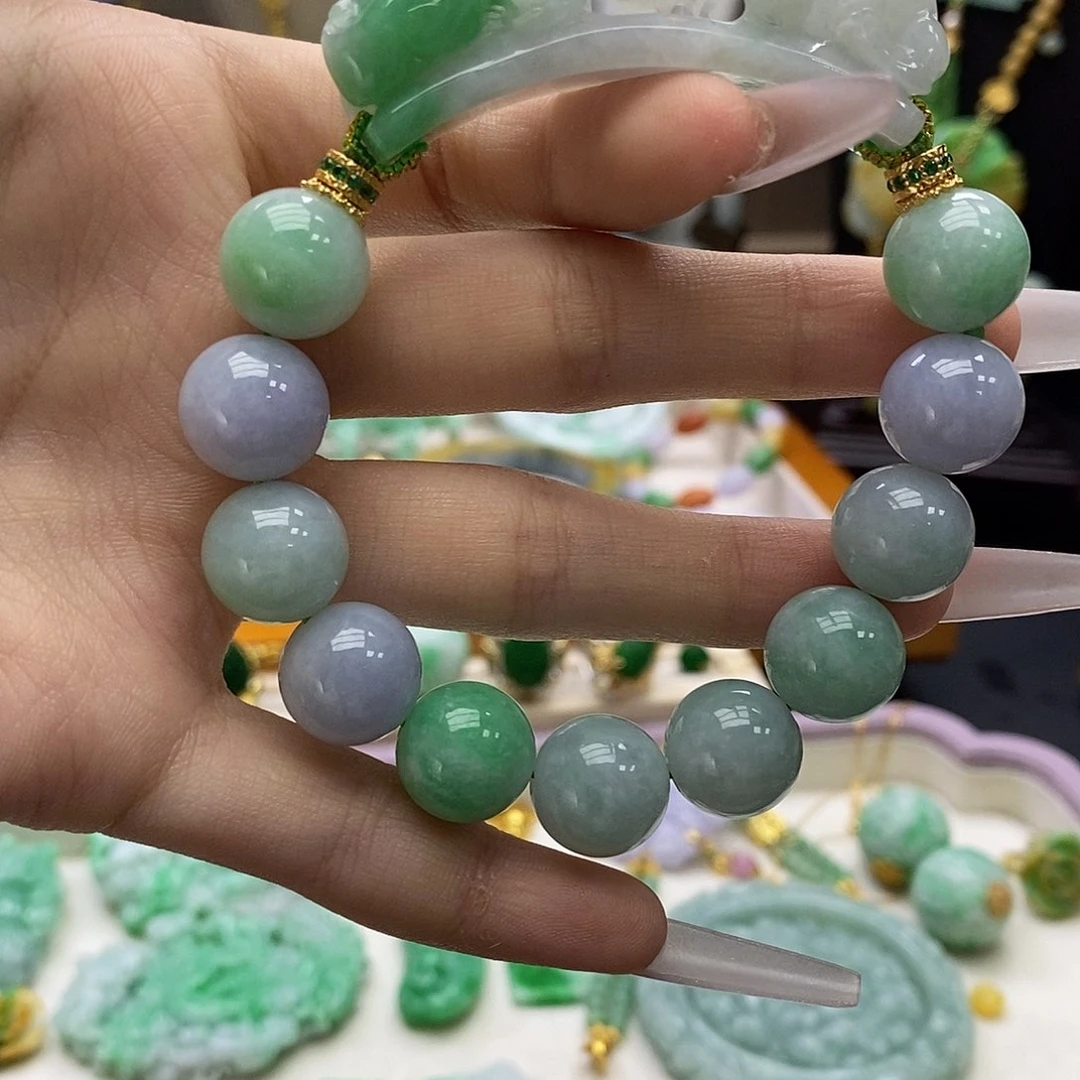 颈饰未镶嵌翡翠天然