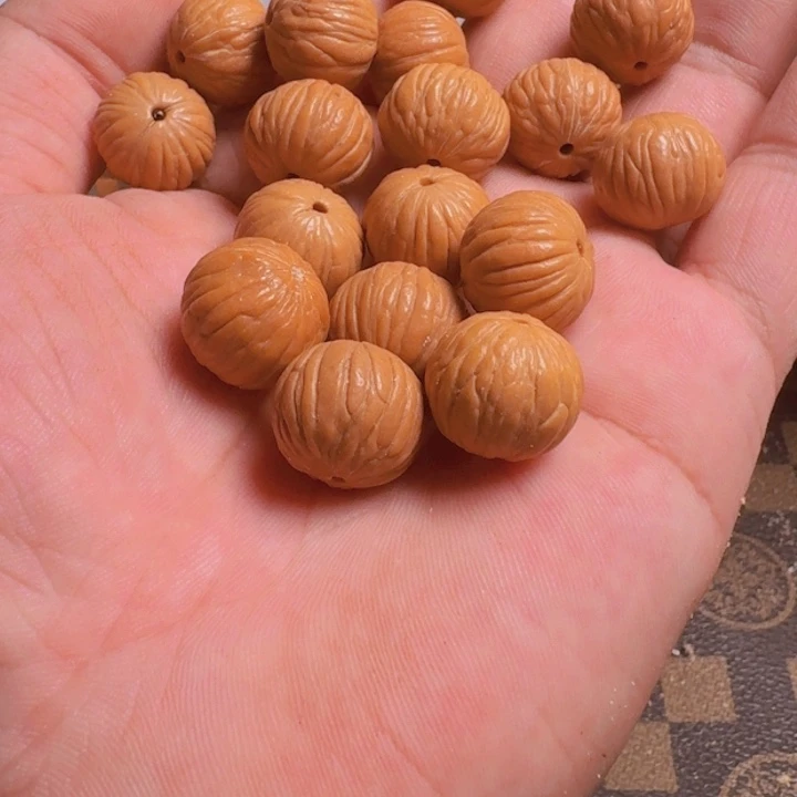 又****文玩核桃吊坠嘎嘎嘎哈哈哈哈哈哈哈