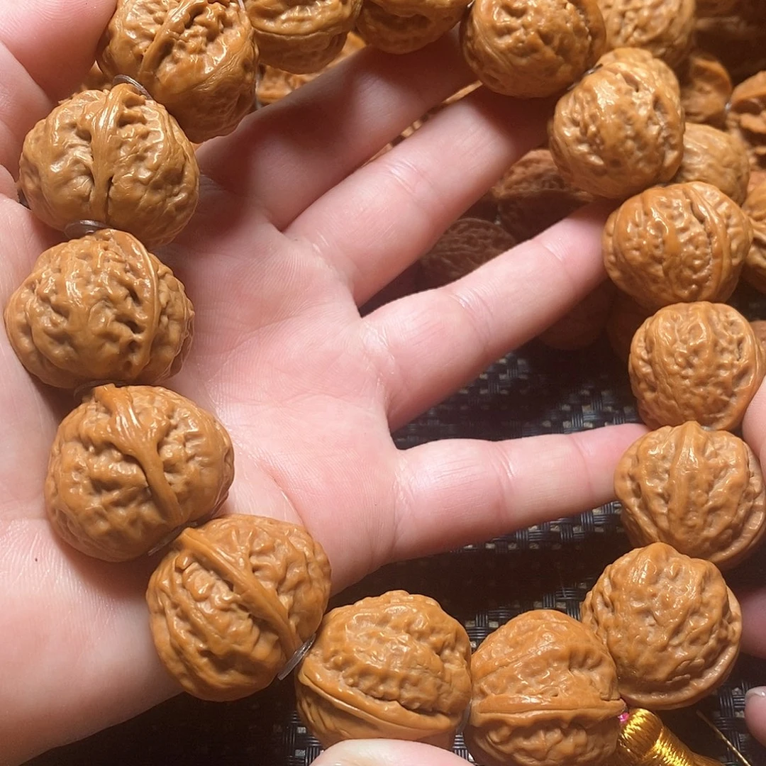 文玩核桃手串元宝手持