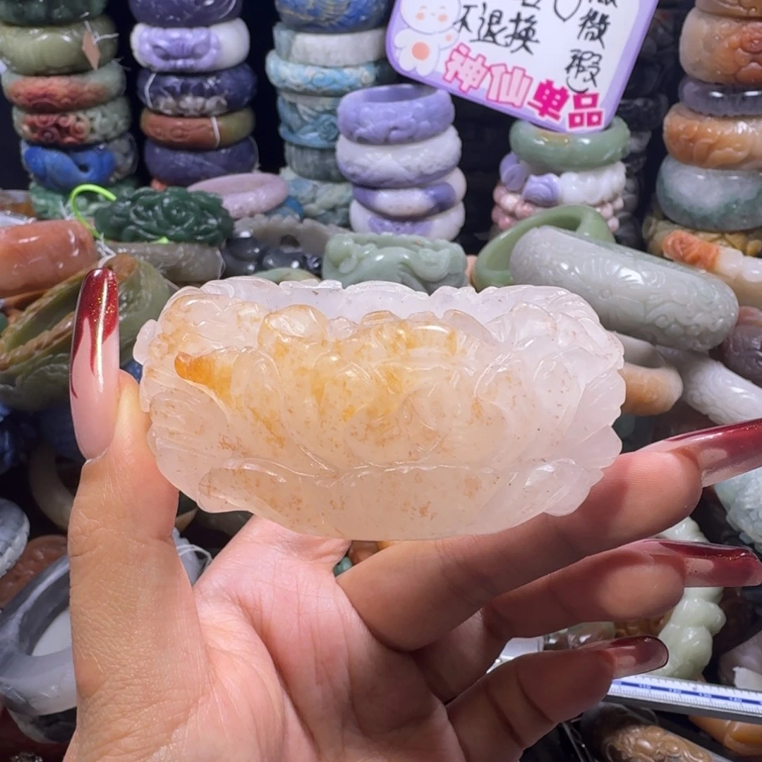 石英质玉（佘太翠）未镶嵌手镯17，57。微瑕不退换