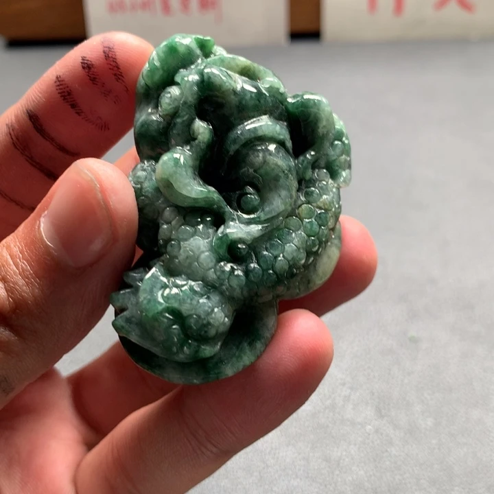 翡翠未镶嵌颈饰保真天然a货翡翠