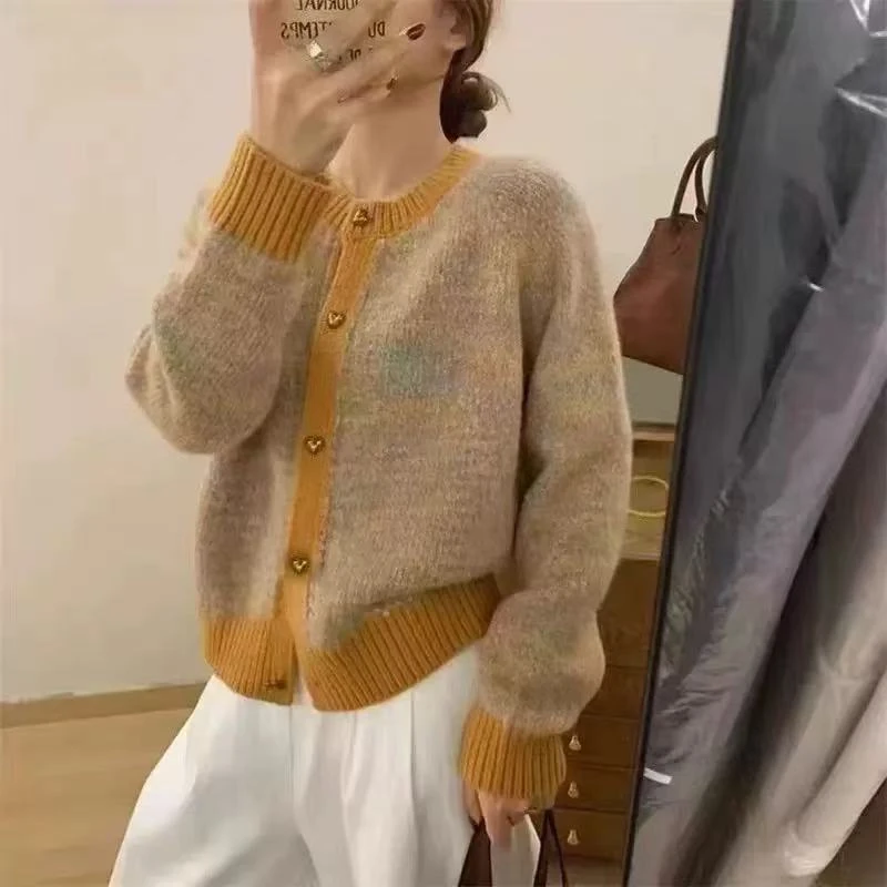 5822秋季高级感拼色针织毛衣女2025新款独特漂亮外搭开衫外套上衣