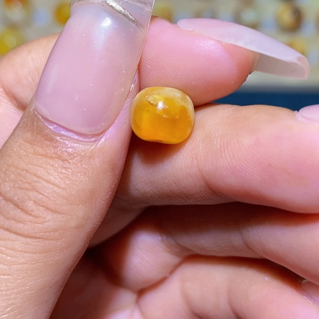 未镶嵌蜜蜡裸石羊*?琥珀蜜蜡