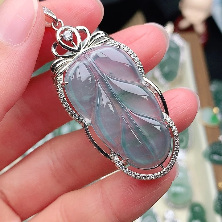 颈饰银S925镶嵌翡翠吊坠