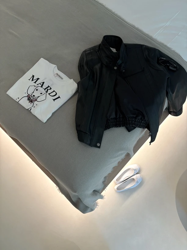 韩国代购MD小狗T桖（代购单品不予退换）