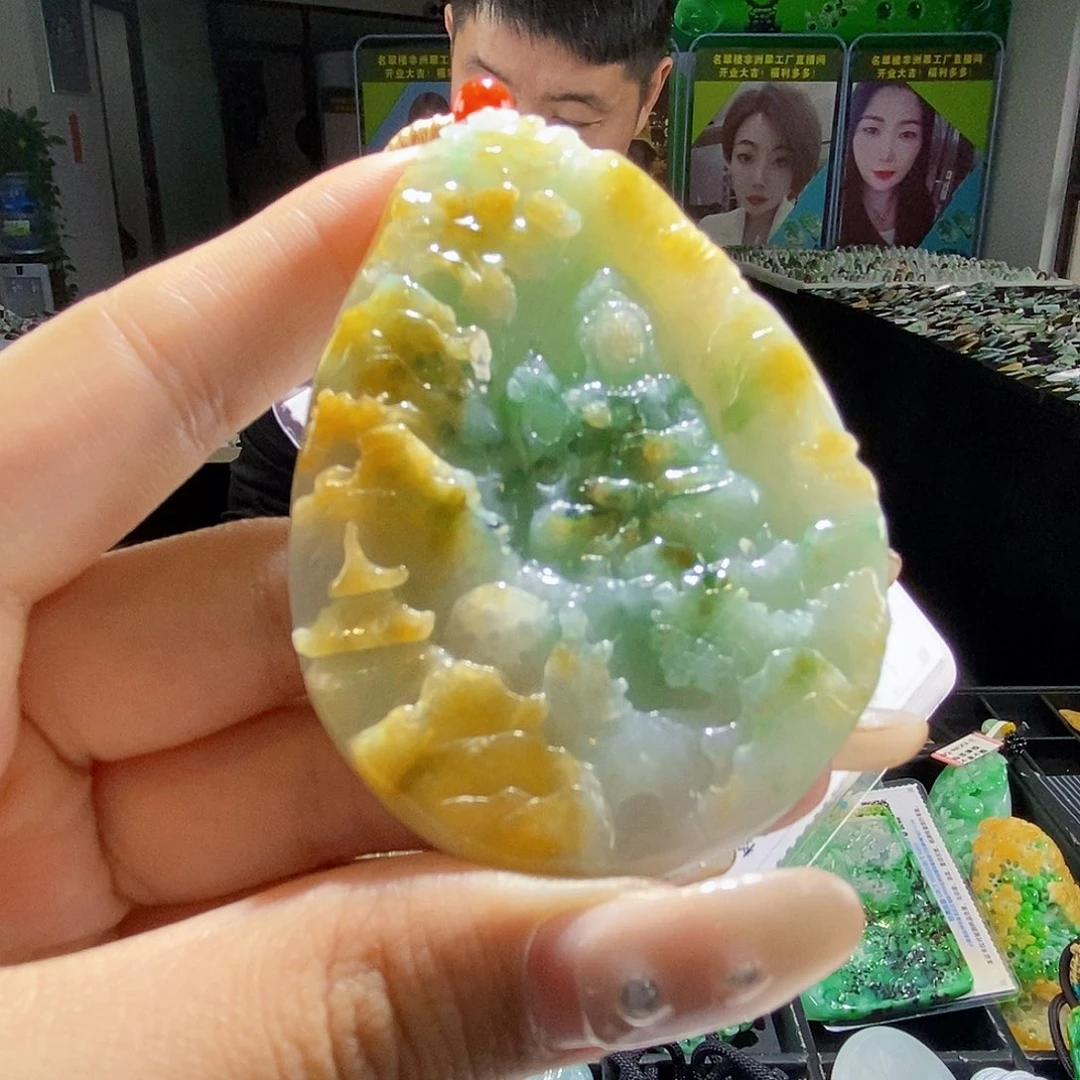 颈饰未镶嵌翡翠翡翠