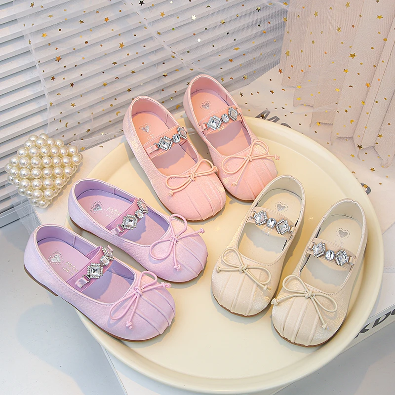 女童小皮鞋2025春季新款儿童闪亮水钻公主鞋中大童芭蕾风舞蹈单鞋