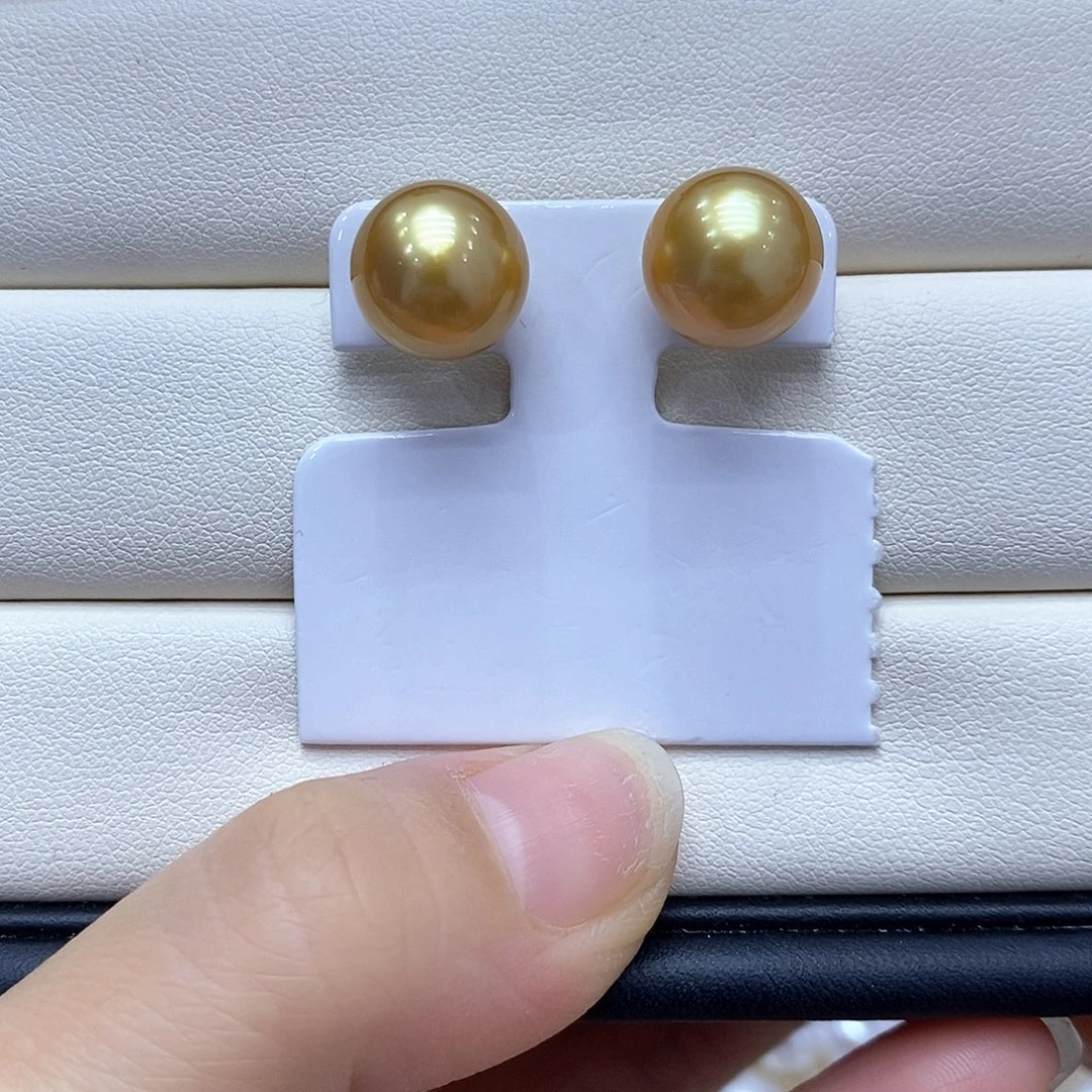 海水珍珠耳饰18K金镶嵌11到12点位浓茶金珠