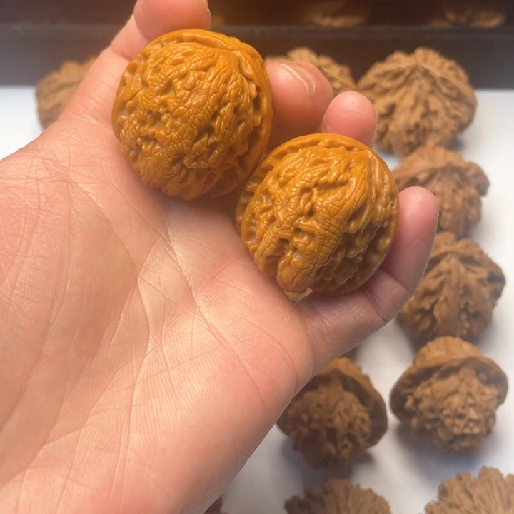 文玩核桃把件文玩城的小伙伴