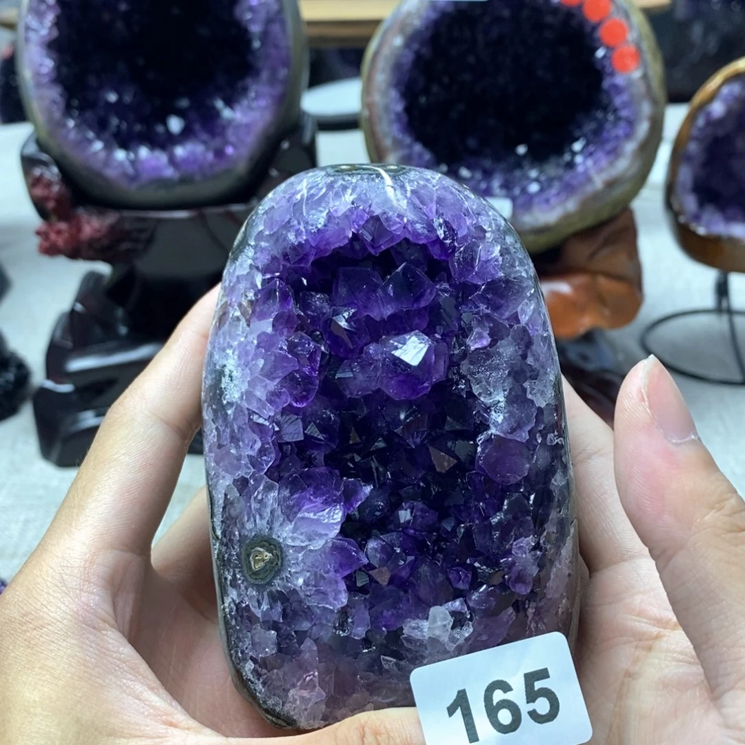 未镶嵌水晶大型摆件（非配饰）