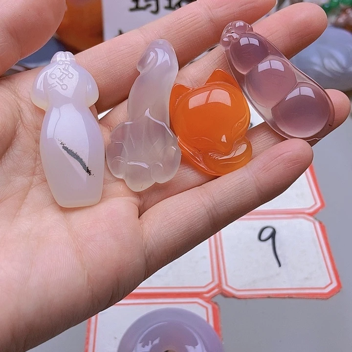 【闪购商品】玛瑙/玉髓珠宝半成品未镶嵌草*