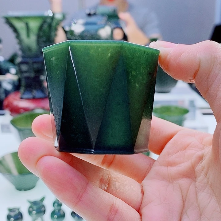 未镶嵌和田玉（青玉）把件