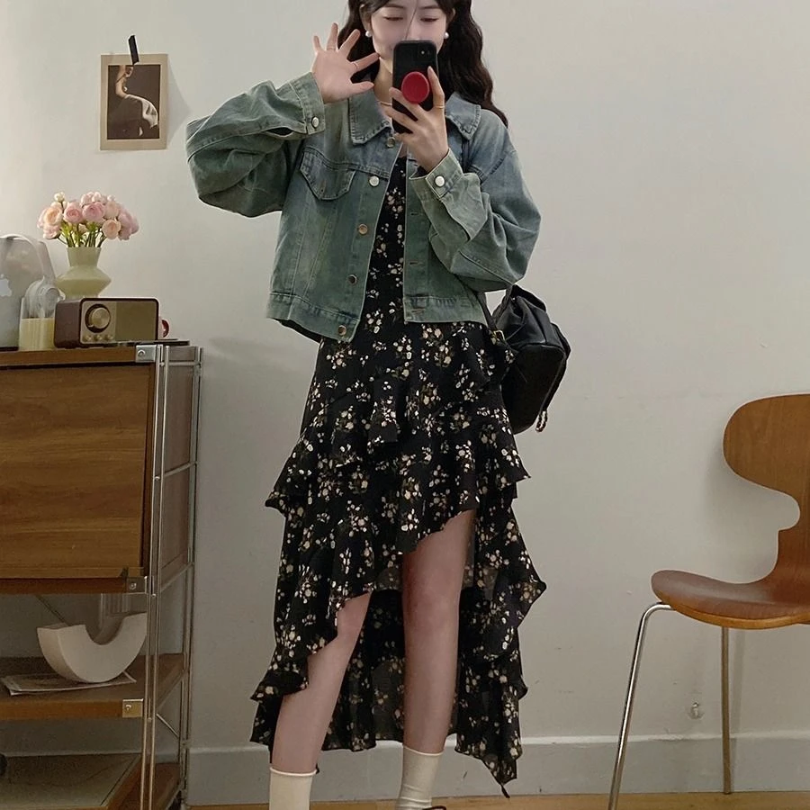 女大码荷叶边不规则前短后长碎花吊带裙蓝色短款牛仔外套秋冬新款