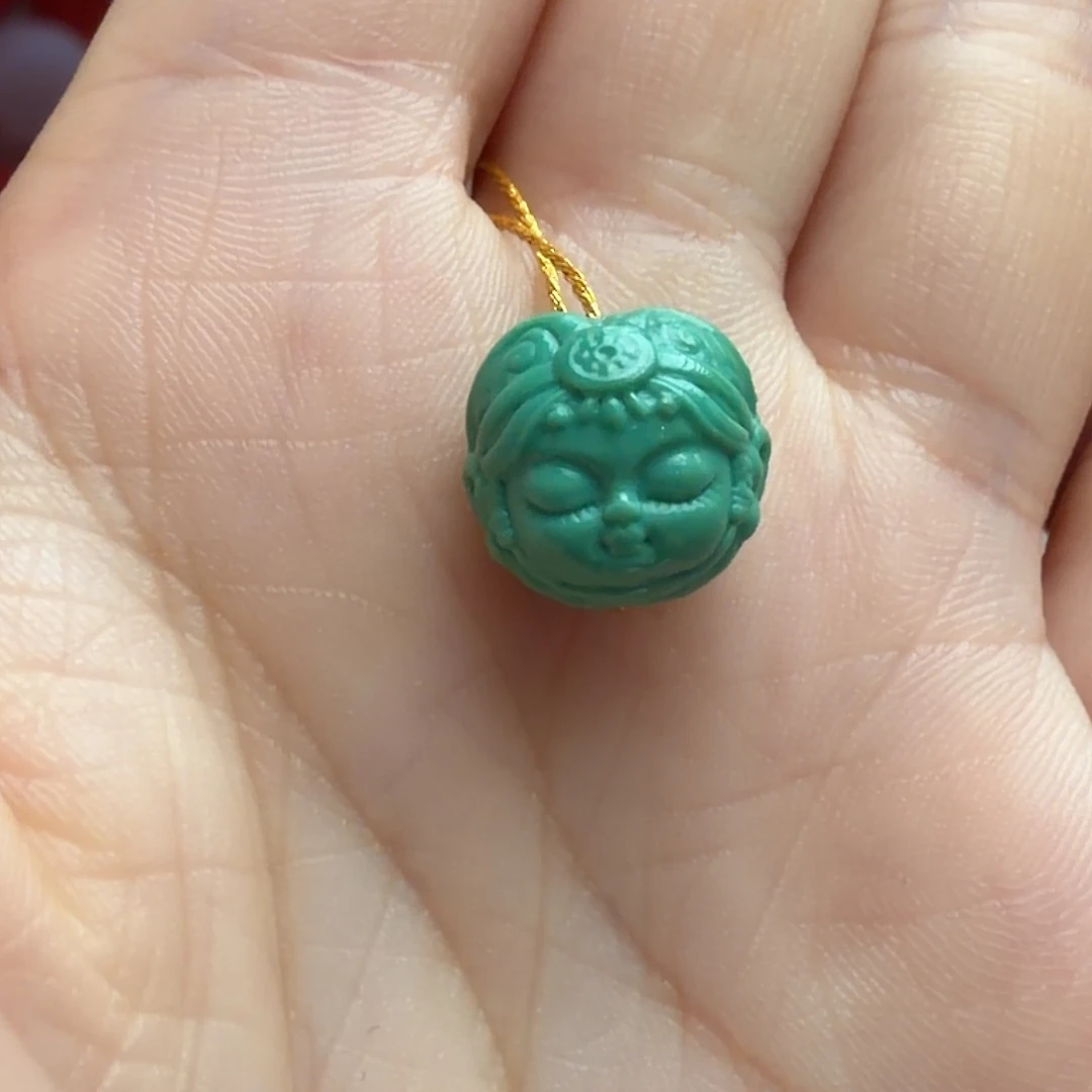 绿松石未镶嵌颈饰