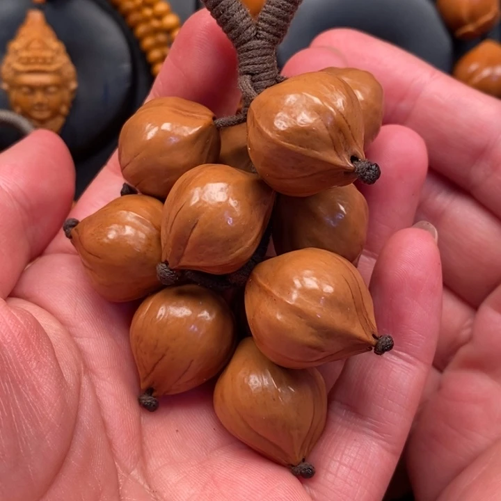 手串/手链橄榄核蜜桃葡萄串