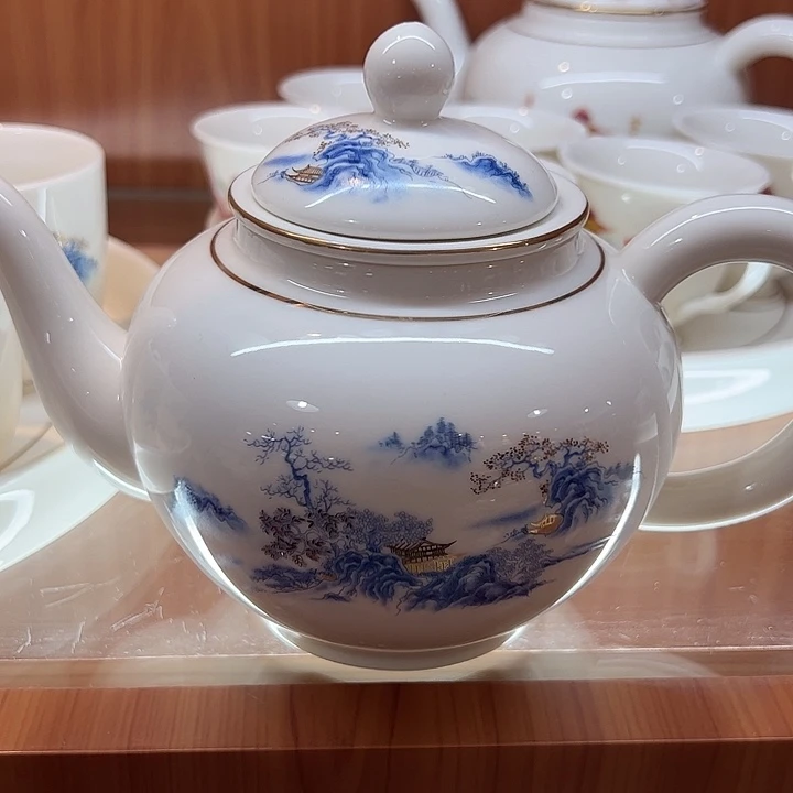 陶瓷茶壶哈哈哈哈哈
