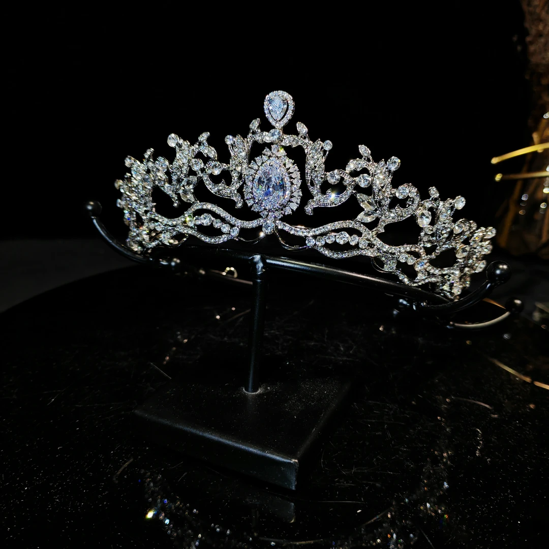 皇冠配饰公主宫廷宴会大气休闲风皇冠百搭不挑人新娘头饰17776