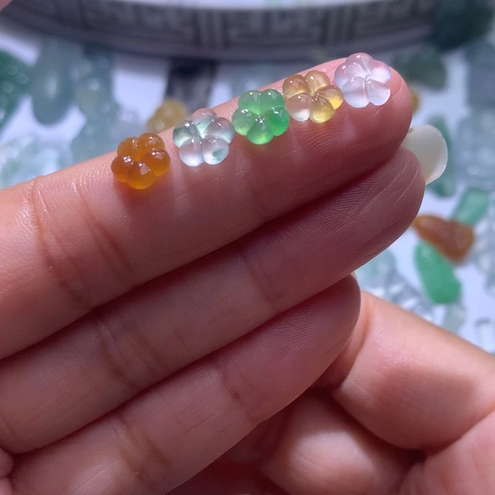 定制翡翠未镶嵌高冰五彩花