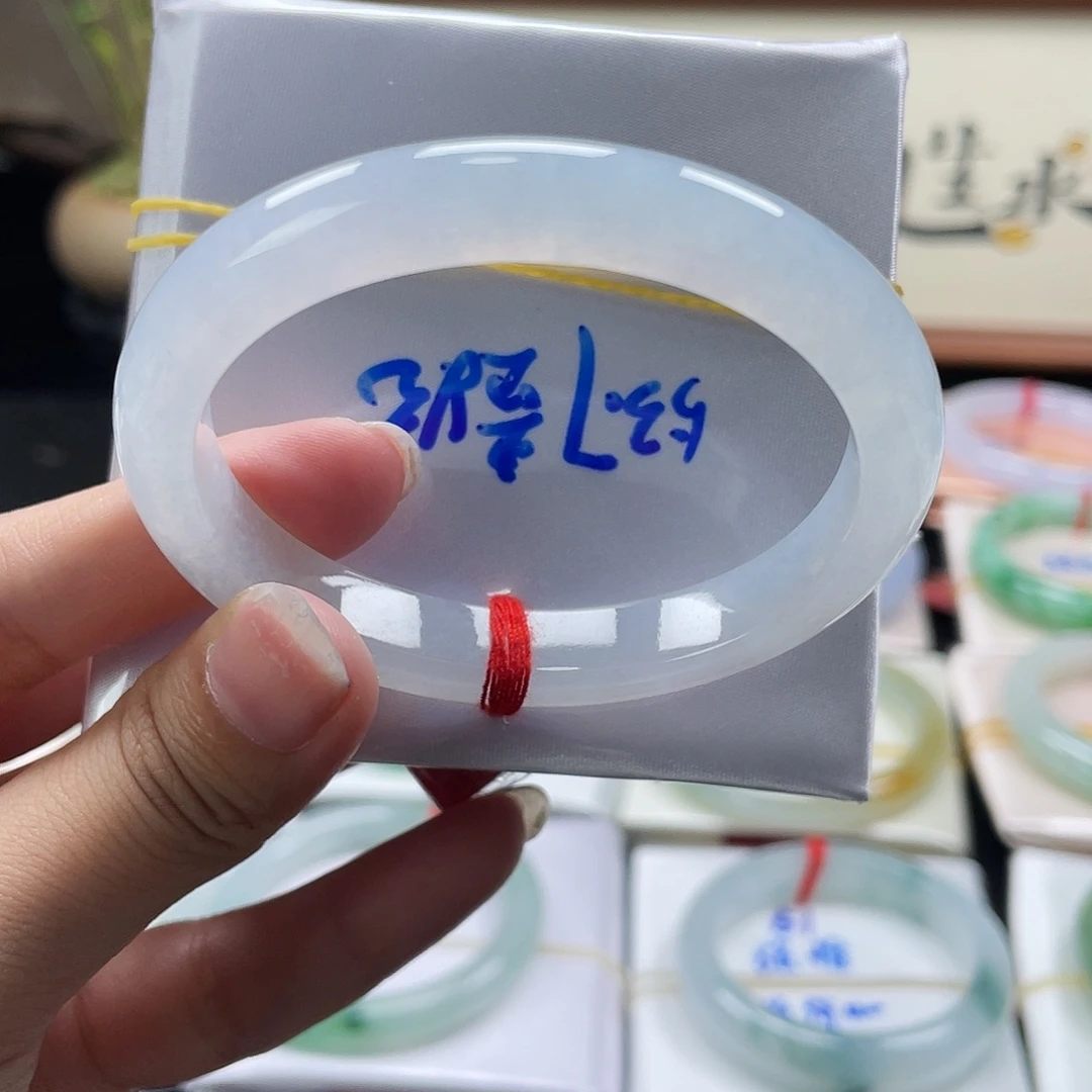 翡翠手镯未镶嵌23号链接贵妃