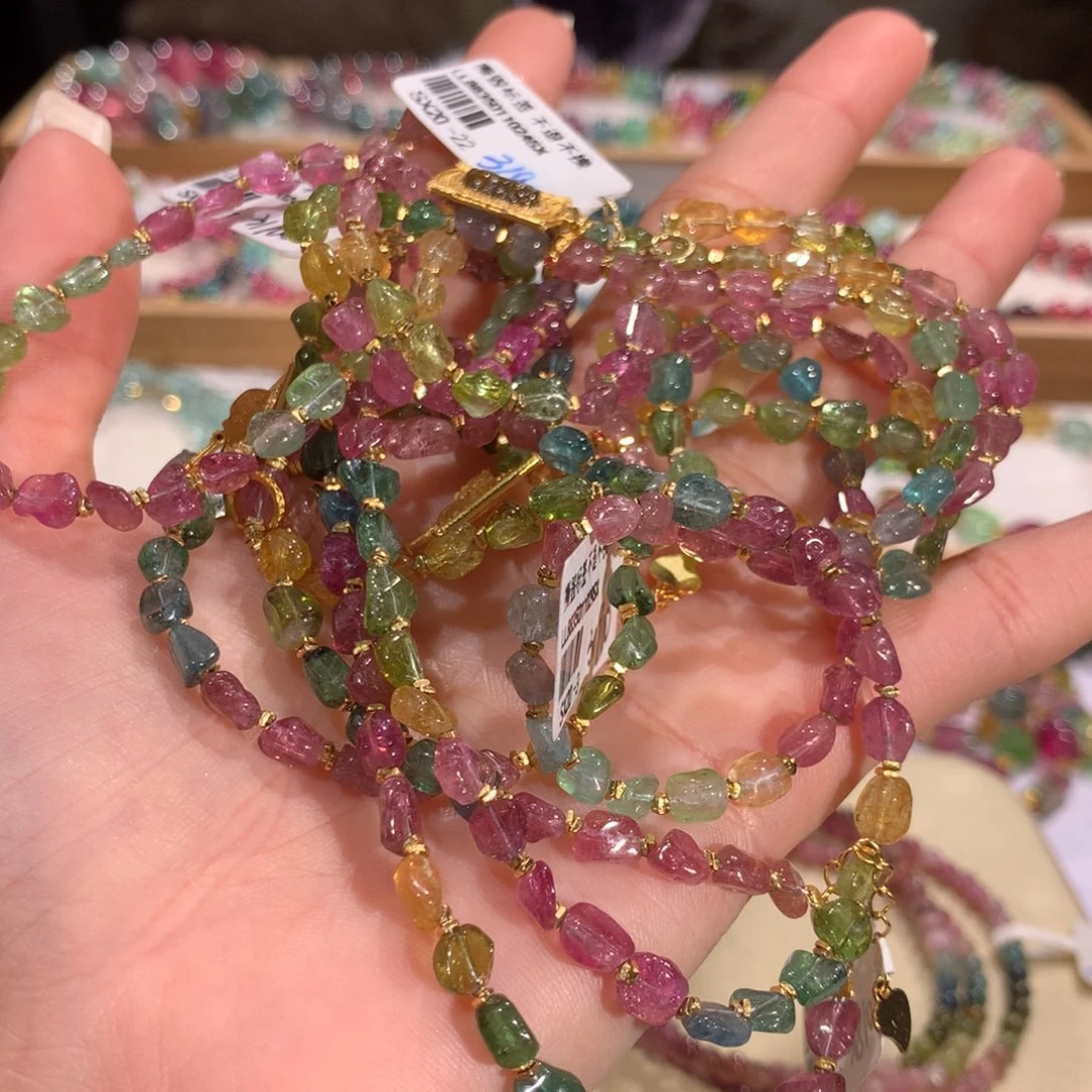 碧玺多样性发货一件未镶嵌