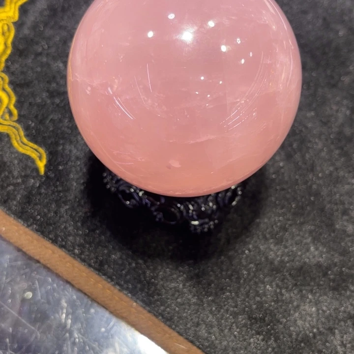 水晶水晶球未镶嵌小***?