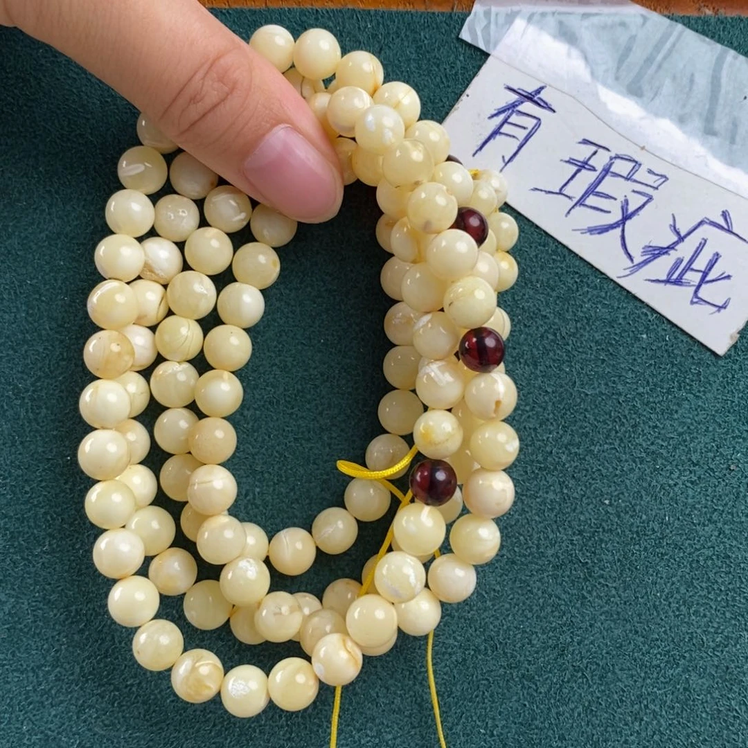 未镶嵌蜜蜡珠宝奇石