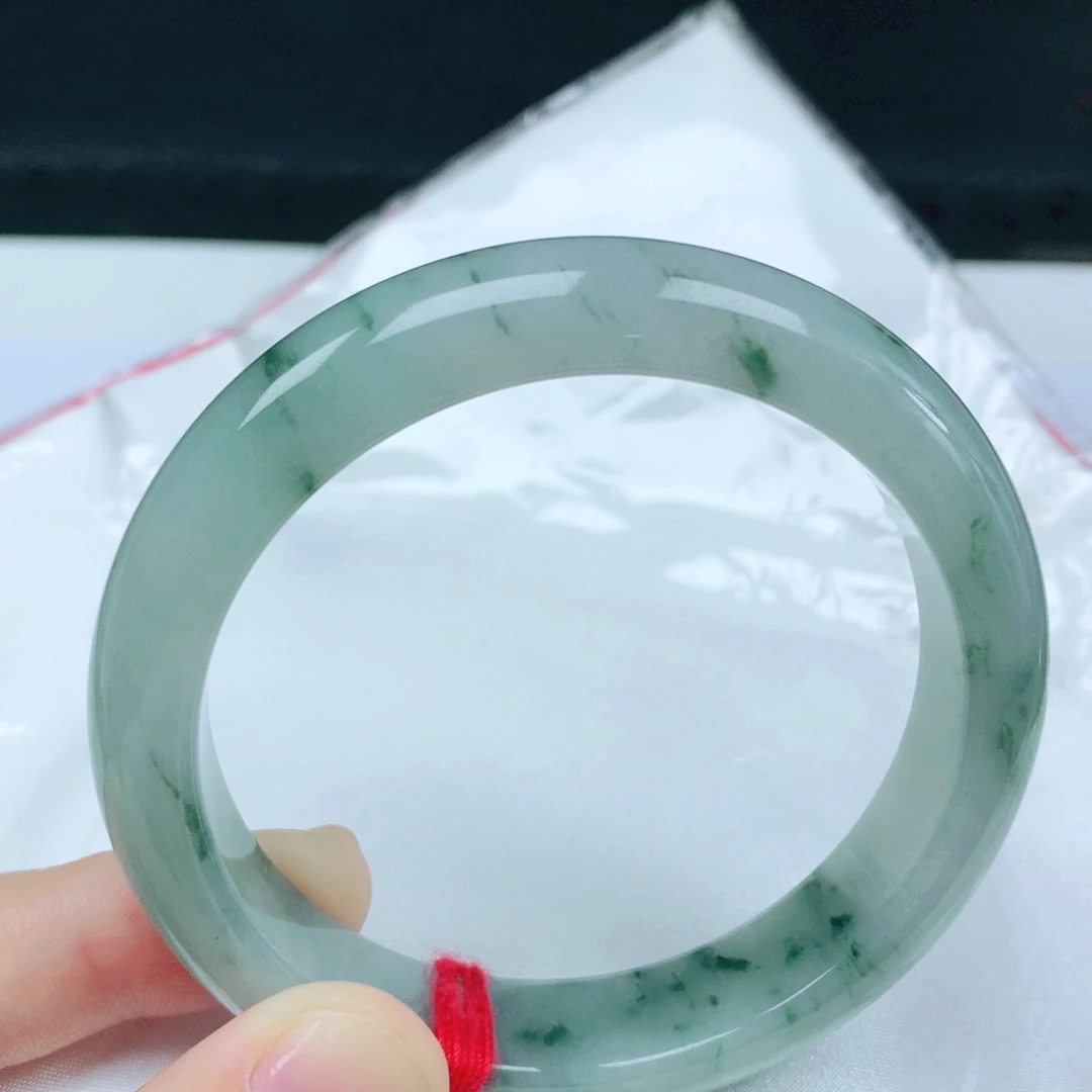 翡翠手镯未镶嵌55