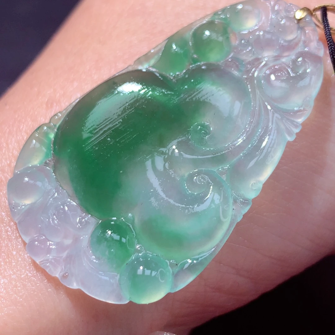 定制翡翠18K金镶嵌翡翠