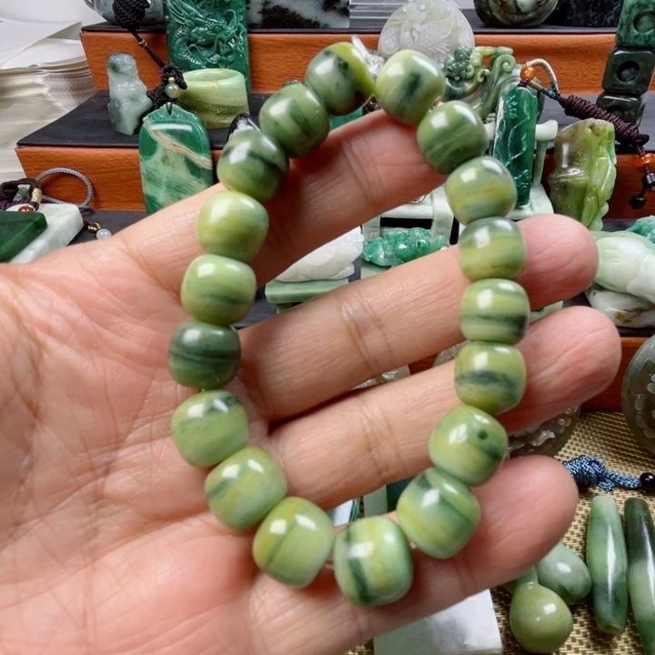 独山玉未镶嵌珠宝半成品