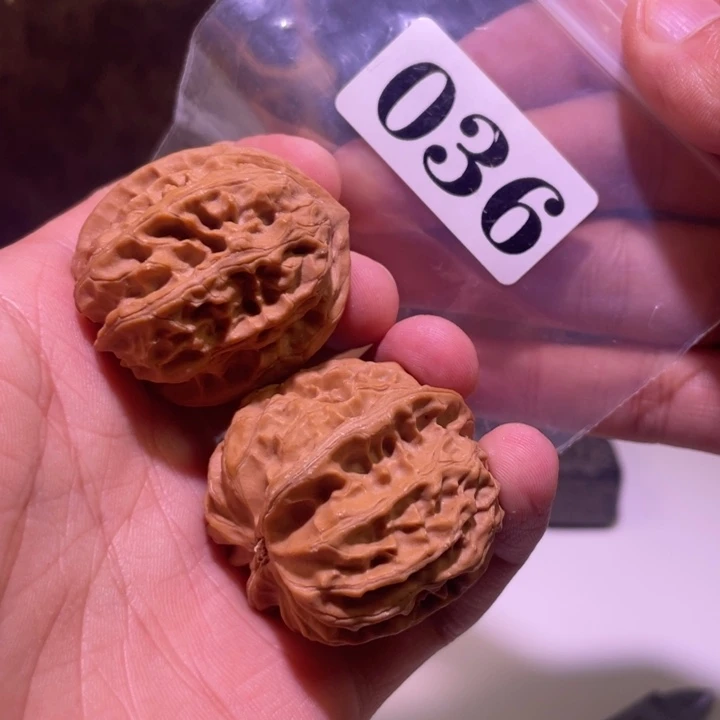 文玩核桃吊坠036野生无名