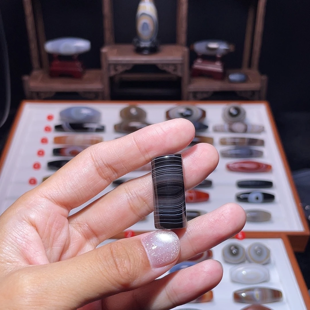 玛瑙/玉髓未镶嵌吊坠(赠链)