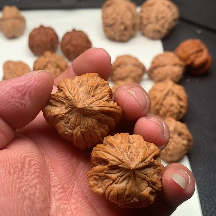 二***༽把件文玩核桃精品文山三棱麻核桃