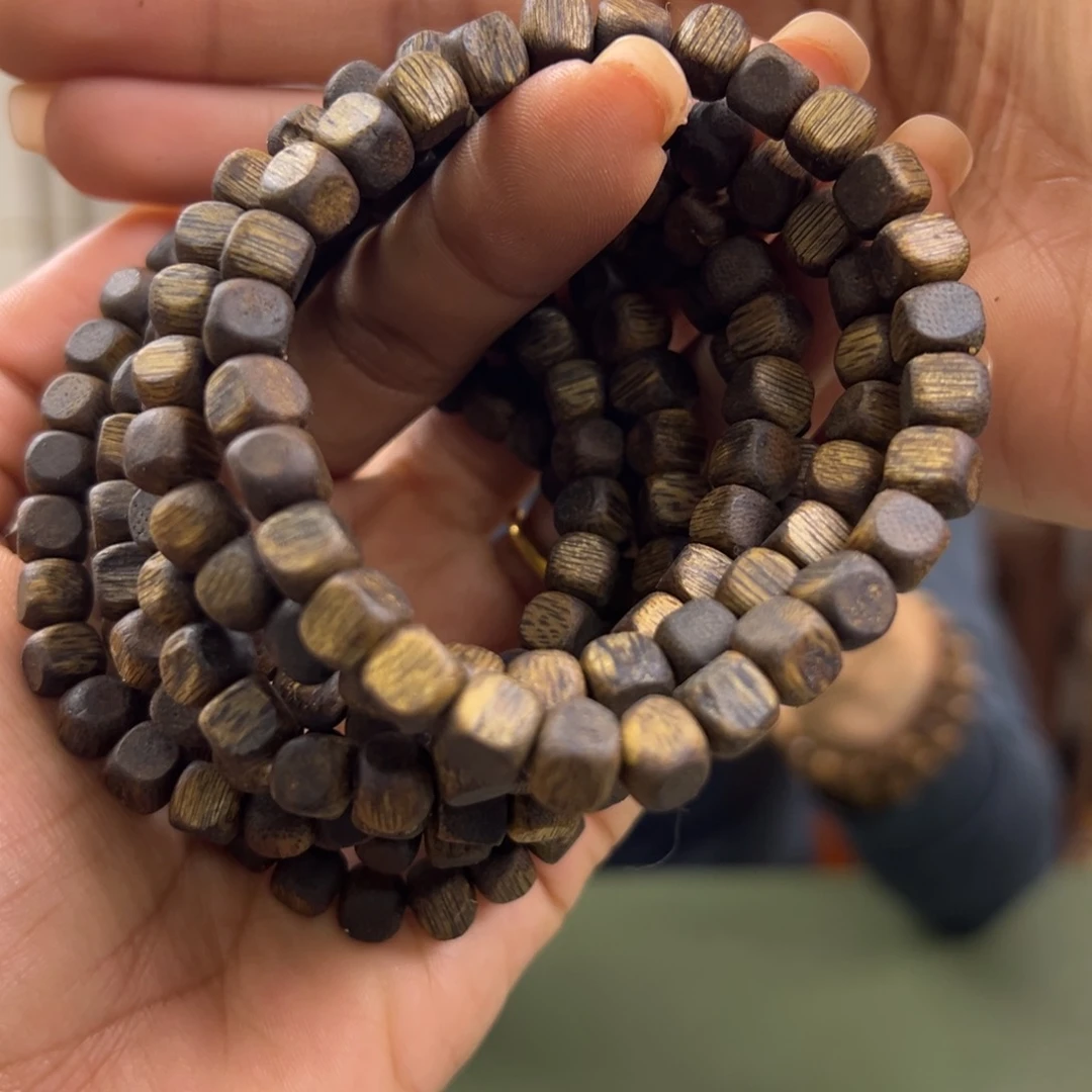 沉香沉香碎屑沉香文创-海南流油王板头多样性发一