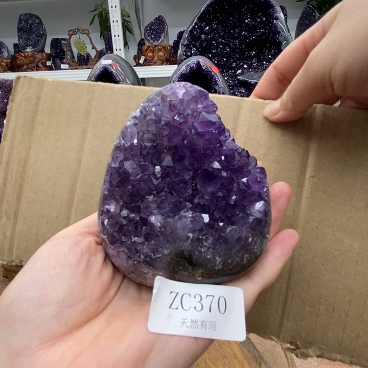 未镶嵌紫晶大型摆件（非配饰）