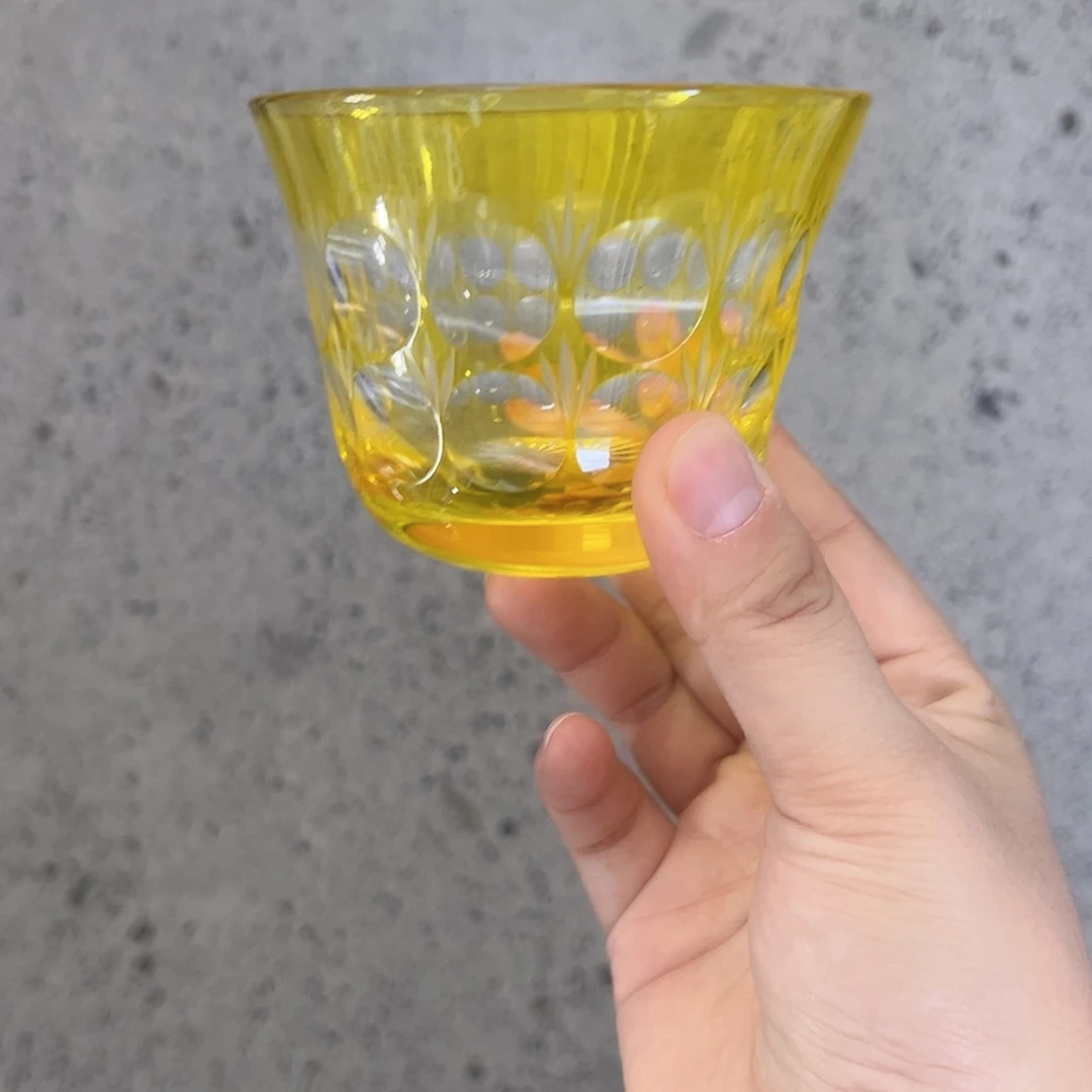 平底款水晶玻璃如图微瑕一个