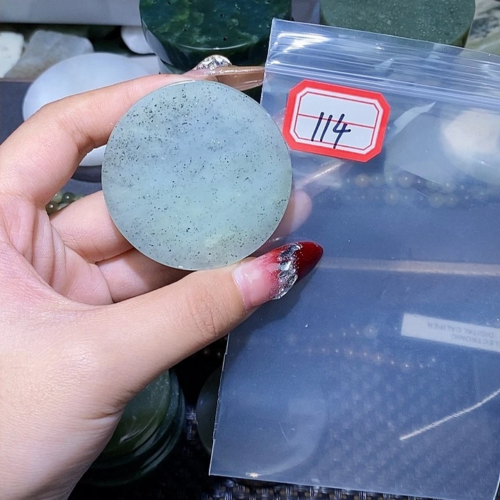 和田玉和田玉边角料随机发未镶嵌