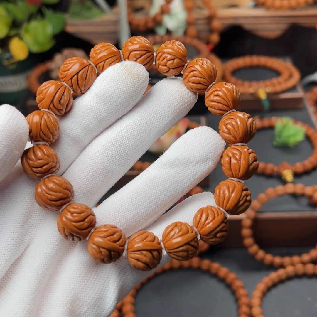 吊坠桃核1.5祥云手串