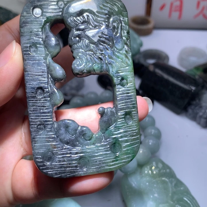 翡翠未镶嵌颈饰保真天然A货翡翠