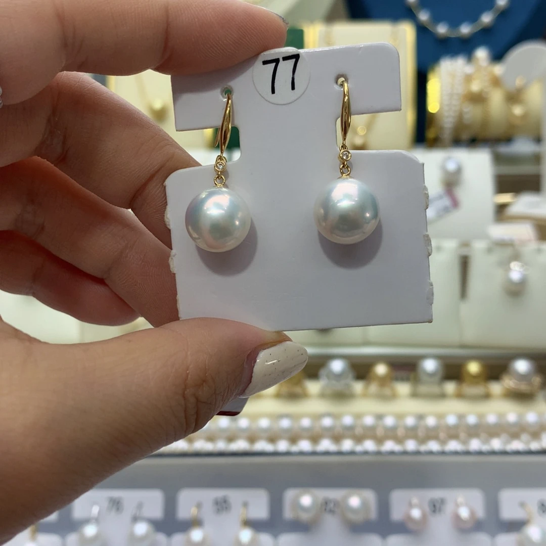 18K金镶嵌淡水珍珠耳饰