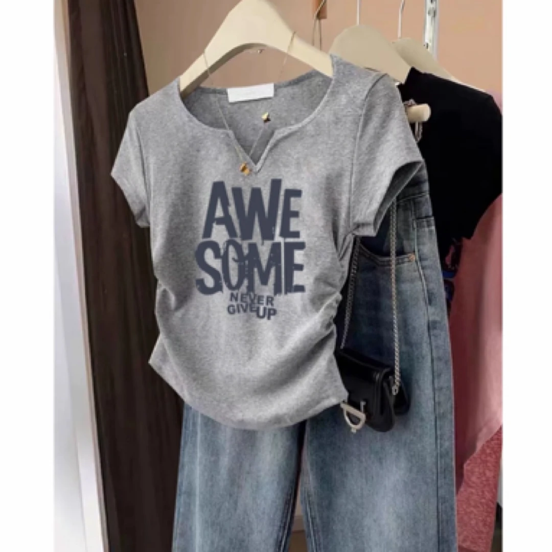 2025夏季新款不规则海鸥领短袖t恤女设计感修身正肩弹力显瘦上衣