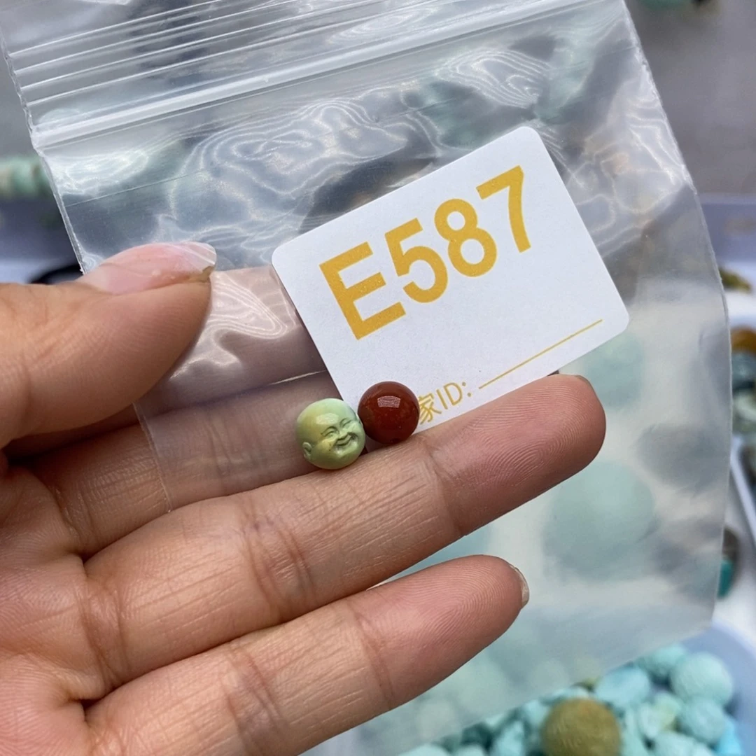 未镶嵌南红玛瑙珠宝奇石