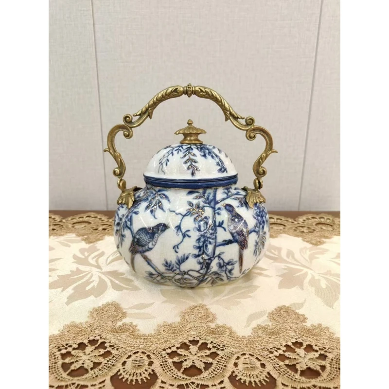 铜配瓷青花花鸟描金提罐摆件3621