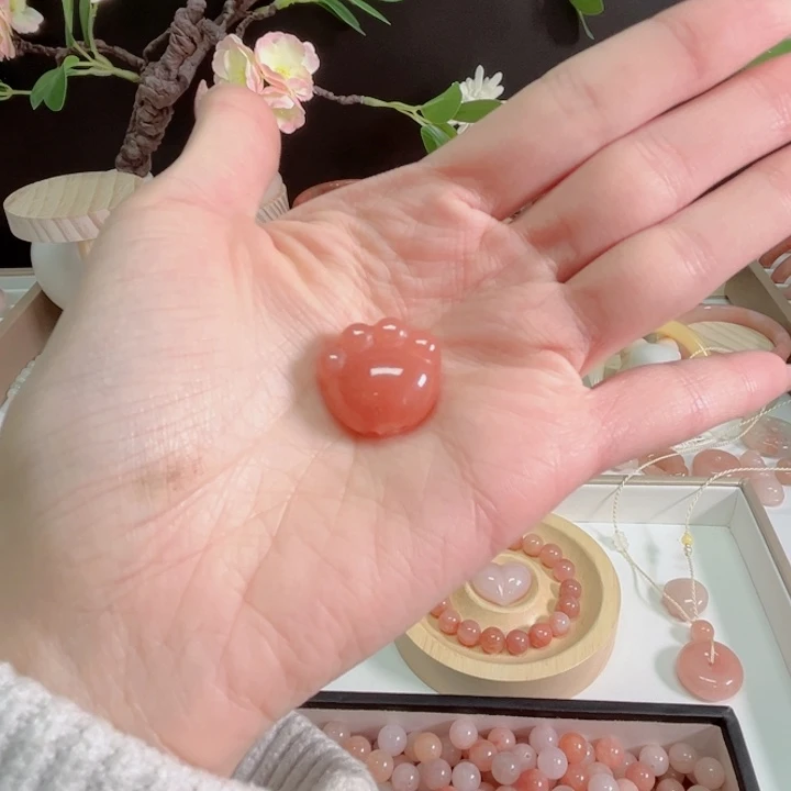 街***店石英质玉未镶嵌手镯