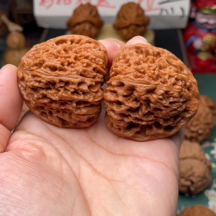 【闪购商品】把件文玩核桃43.5南疆石