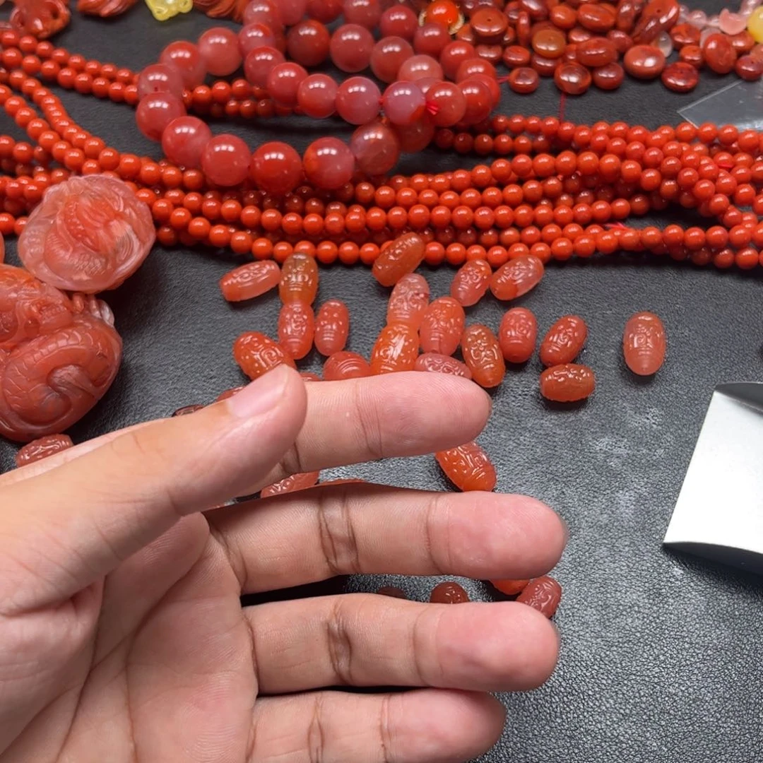 ****利南红玛瑙未镶嵌配饰